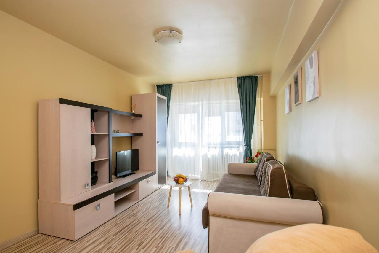 Apartament Centru - Cec Διαμέρισμα Κραϊόβα Εξωτερικό φωτογραφία